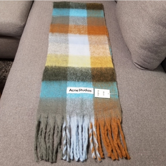 ACNE Studios Scarf - Picture 1 of 4